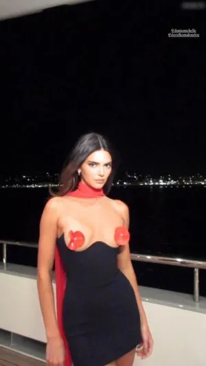 Kendall Jenner OnlyFans Leaked Free Thumbnail Picture - #KKFOhuSAHm