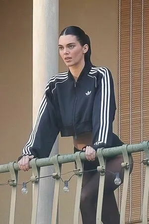 Kendall Jenner OnlyFans Leaked Free Thumbnail Picture - #LZ4GOuul87