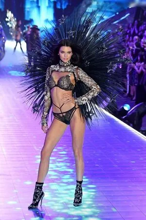 Kendall Jenner OnlyFans Leaked Free Thumbnail Picture - #P5GbAzA9Gd