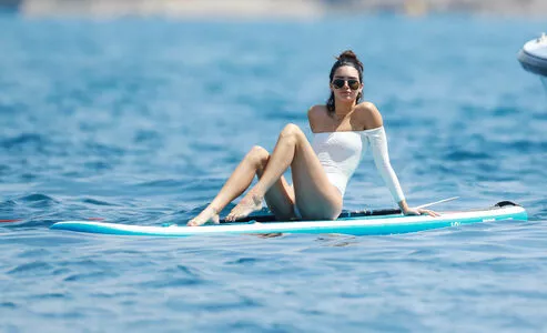 Kendall Jenner OnlyFans Leaked Free Thumbnail Picture - #SE0gFDw7GA