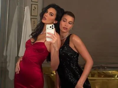 Kendall Jenner OnlyFans Leaked Free Thumbnail Picture - #Y7SfVuzoz7