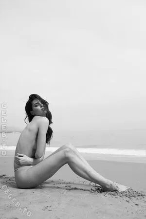 Kendall Jenner OnlyFans Leaked Free Thumbnail Picture - #Z3jO03OI2J