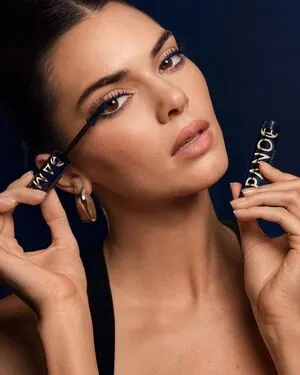 Kendall Jenner OnlyFans Leaked Free Thumbnail Picture - #aZlGZKKH45