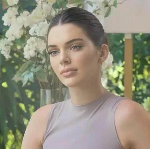 Kendall Jenner OnlyFans Leaked Free Thumbnail Picture - #ej4r1ge4ZX