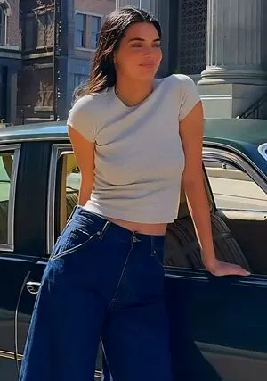 Kendall Jenner OnlyFans Leaked Free Thumbnail Picture - #i1tprAmYFH