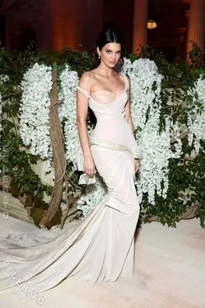 Kendall Jenner OnlyFans Leaked Free Thumbnail Picture - #mE3mE9U34W