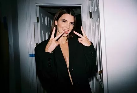 Kendall Jenner OnlyFans Leaked Free Thumbnail Picture - #pExctkpn8S