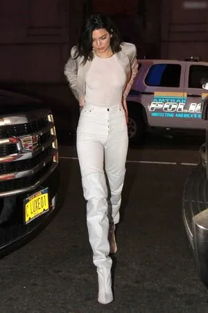 Kendall Jenner OnlyFans Leaked Free Thumbnail Picture - #s91Hxk7pfh