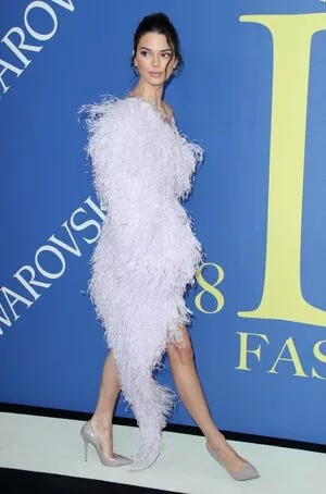 Kendall Jenner OnlyFans Leaked Free Thumbnail Picture - #tDnF7S0619