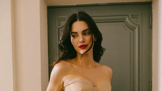 Kendall Jenner OnlyFans Leaked Free Thumbnail Picture - #v0PlpHrD2O