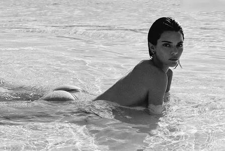 Kendall Jenner OnlyFans Leaked Free Thumbnail Picture - #vthbK6CbcL