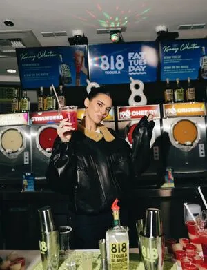 Kendall Jenner OnlyFans Leaked Free Thumbnail Picture - #wjzTyt1mfd