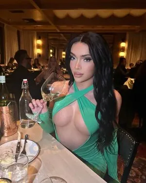 Kendall Raindrop OnlyFans Leaked Free Thumbnail Picture - #zUiP2vTMDN