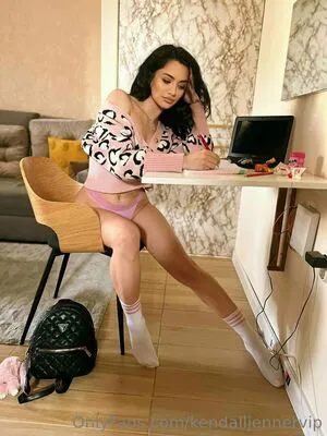 Kendalljennervip OnlyFans Leaked Free Thumbnail Picture - #IuDEDiq8s0