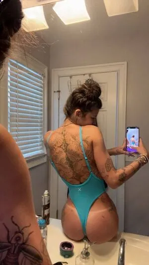 Kendeeznutz OnlyFans Leaked Free Thumbnail Picture - #xGrQjEk5NV