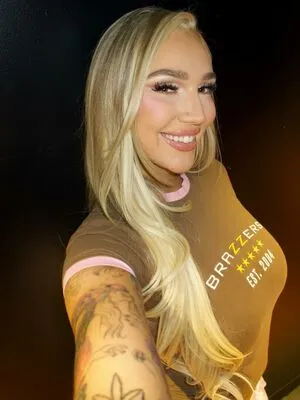 Kendra Sunderland OnlyFans Leaked Free Thumbnail Picture - #cHvL5uIJ3C