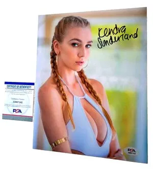 Kendra Sunderland OnlyFans Leaked Free Thumbnail Picture - #d1G5F6pfam
