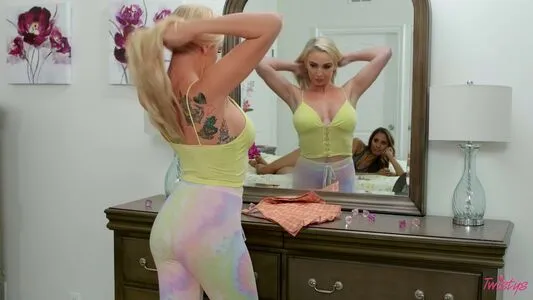 Kendra Sunderland OnlyFans Leaked Free Thumbnail Picture - #tCMlOCE7OB