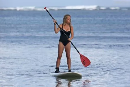 Kendra Wilkinson OnlyFans Leaked Free Thumbnail Picture - #8xYuGW7yFi