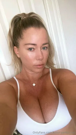 Kendra Wilkinson OnlyFans Leaked Free Thumbnail Picture - #kcuhLdnWkw