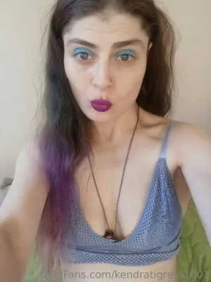 Kendratigress1001 OnlyFans Leaked Free Thumbnail Picture - #Fm3c3to1xx