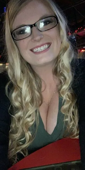 Kendrawendra OnlyFans Leaked Free Thumbnail Picture - #iZX8cYiIgB