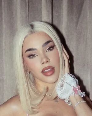 Kenia Os OnlyFans Leaked Free Thumbnail Picture - #hfgfY5JB0Z