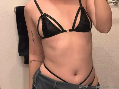Keniseven OnlyFans Leaked Free Thumbnail Picture - #yAElTXEgKW