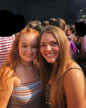 Kennedy Carter OnlyFans Leaked Free Thumbnail Picture - #Z2vbmYo4KN