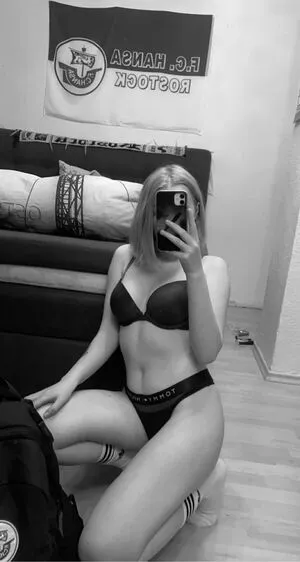 Kennt Die Wer OnlyFans Leaked Free Thumbnail Picture - #ErDucRD7R1