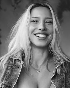 Kenzi Hope OnlyFans Leaked Free Thumbnail Picture - #MuiSOcfYvF