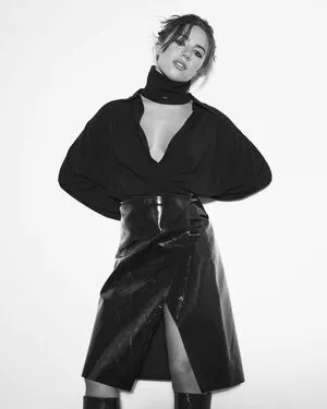 Kenzie Ziegler OnlyFans Leaked Free Thumbnail Picture - #XFObGaLOeb