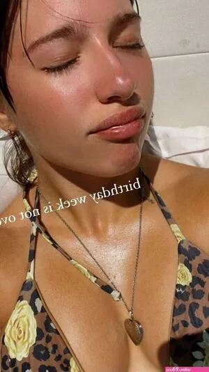 Kenzie Ziegler OnlyFans Leaked Free Thumbnail Picture - #f6kl6AeHT1