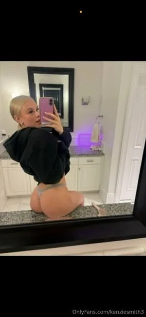 Kenziesmith3 OnlyFans Leaked Free Thumbnail Picture - #lBVed29NDK