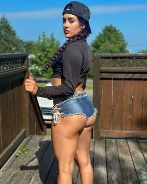 Keona Dove OnlyFans Leaked Free Thumbnail Picture - #z6sG3uRueO