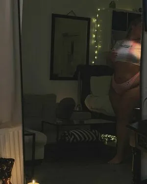 Kerenza OnlyFans Leaked Free Thumbnail Picture - #0NynnehDM0