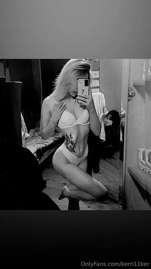 Kerri11ker OnlyFans Leaked Free Thumbnail Picture - #0SQsa7dc1z
