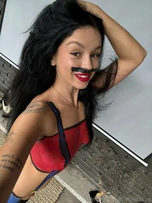Kerriskyy OnlyFans Leaked Free Thumbnail Picture - #YyS1dpjiZQ