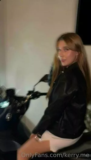 Kerry Me OnlyFans Leaked Free Thumbnail Picture - #DjXvwH9KYX