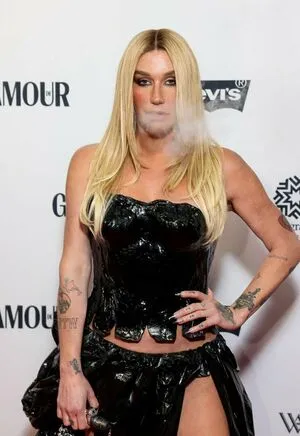 Kesha OnlyFans Leaked Free Thumbnail Picture - #9bn5JU25Da