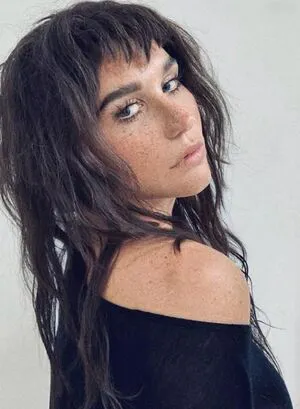 Kesha OnlyFans Leaked Free Thumbnail Picture - #APibGNSOYv