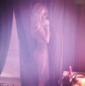 Kesha OnlyFans Leaked Free Thumbnail Picture - #Hy0dLB5r3s