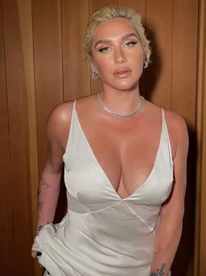 Kesha OnlyFans Leaked Free Thumbnail Picture - #hruIfaTutt