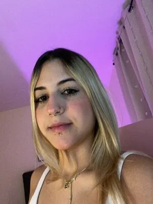 Keylly Cute OnlyFans Leaked Free Thumbnail Picture - #KqCcfjJP9v