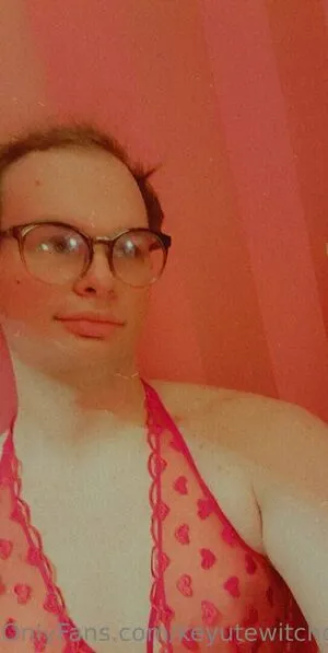 Keyutewitchgirl OnlyFans Leaked Free Thumbnail Picture - #fBpeQ4HhNB