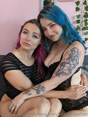 Khalamitefree OnlyFans Leaked Free Thumbnail Picture - #4G08Db2Zyn