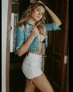 Kharina K OnlyFans Leaked Free Thumbnail Picture - #AEYWSVPgDt