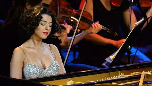 Khatia Buniatishvili OnlyFans Leaked Free Thumbnail Picture - #7Efit5ynz4