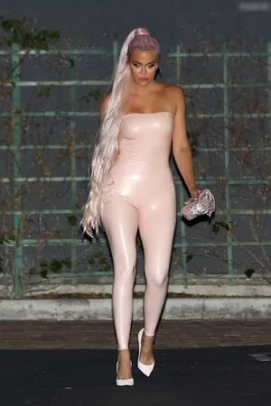 Khlo Kardashian OnlyFans Leaked Free Thumbnail Picture - #GnsAqRLAws