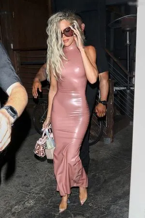 Khlo Kardashian OnlyFans Leaked Free Thumbnail Picture - #I3uXylTIwK
